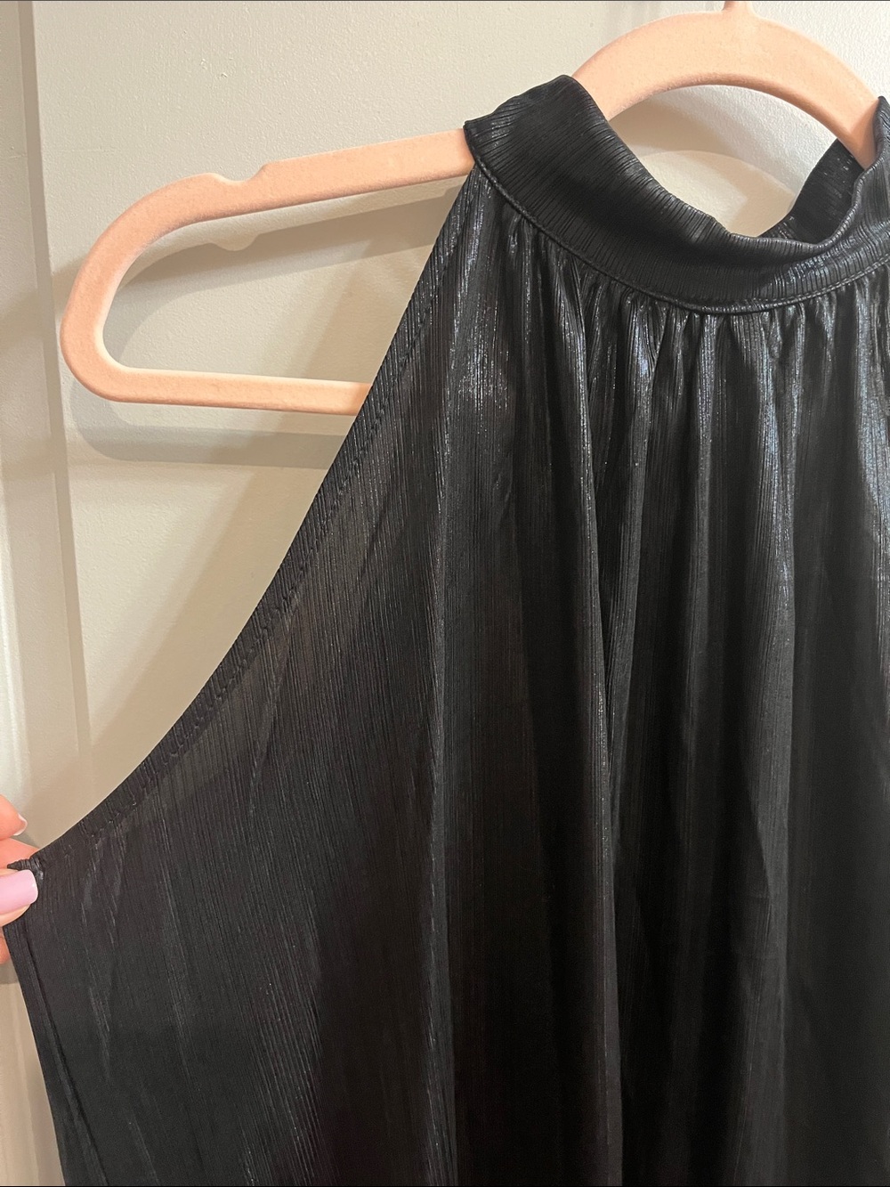 High-Neck Shimmer Sleeveless Top- Black - Picture 14 of 15
